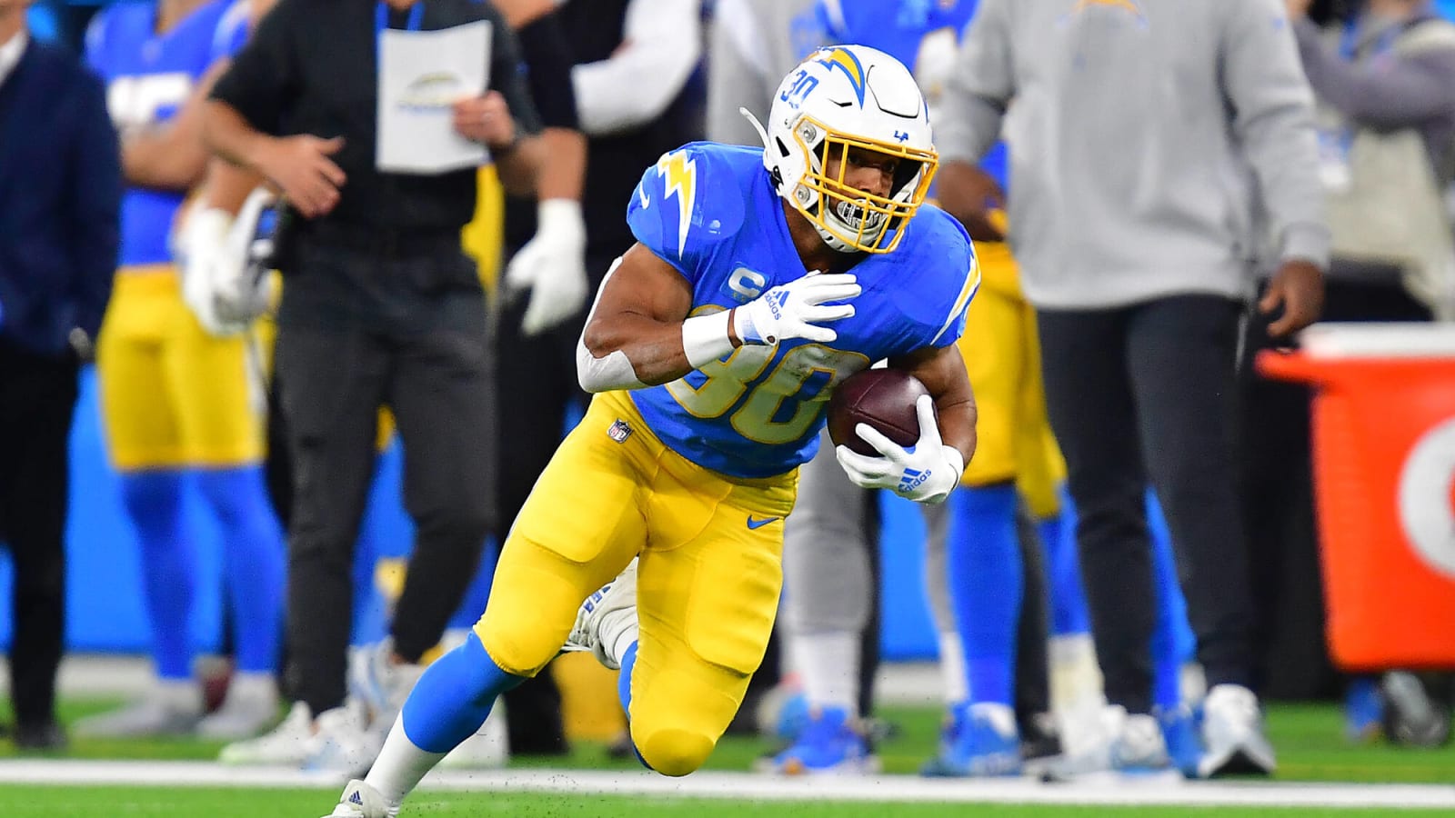 Watch Chargers create incredible Pro Bowl video for RB Austin Ekeler