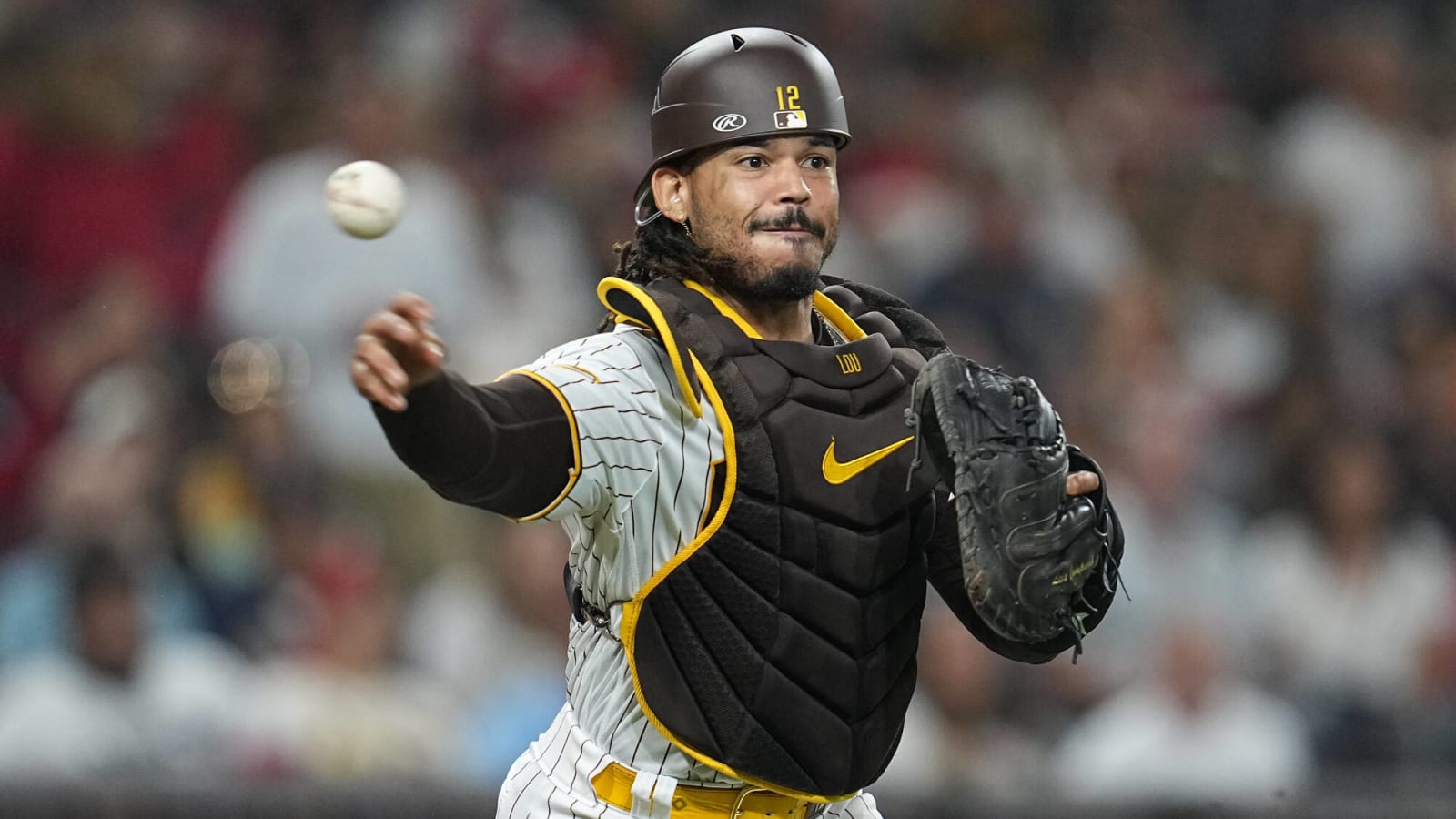 Can catcher Luis Campusano lock in role with Padres?