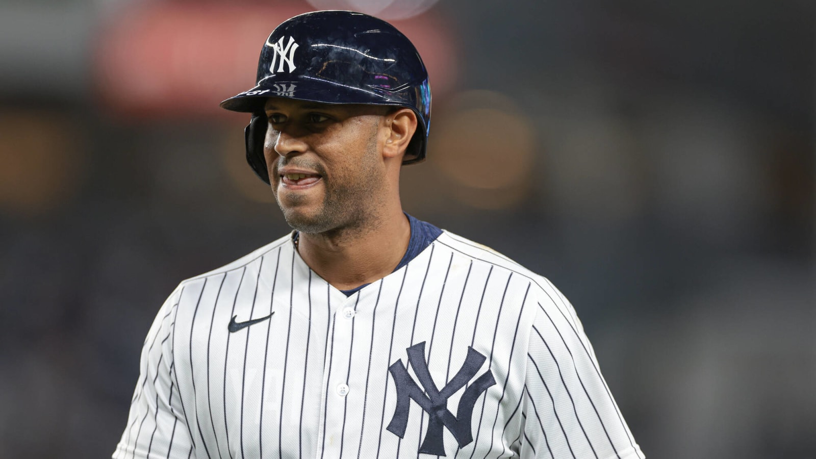 Yankees DFA longtime outfielder, ending disappointing run with team