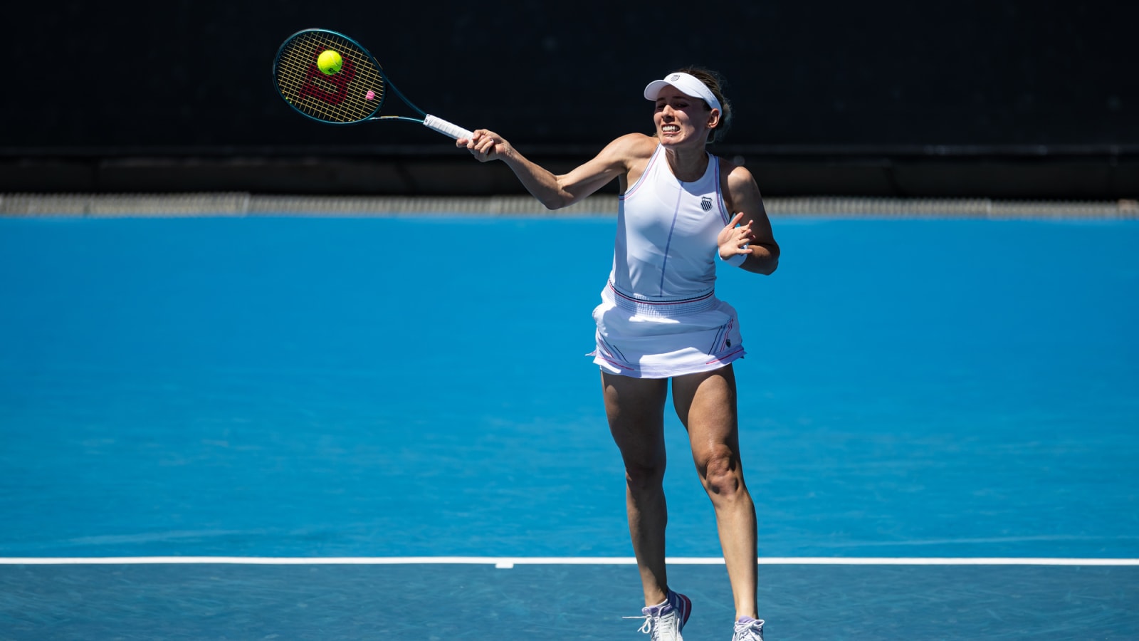 Shock in Qatar Open: Ekaterina Alexandrova stuns World No. 1 Aryna Sabalenka in three-set thriller
