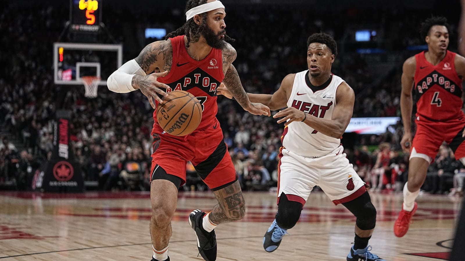 Raptors reportedly making most players available in trade talks