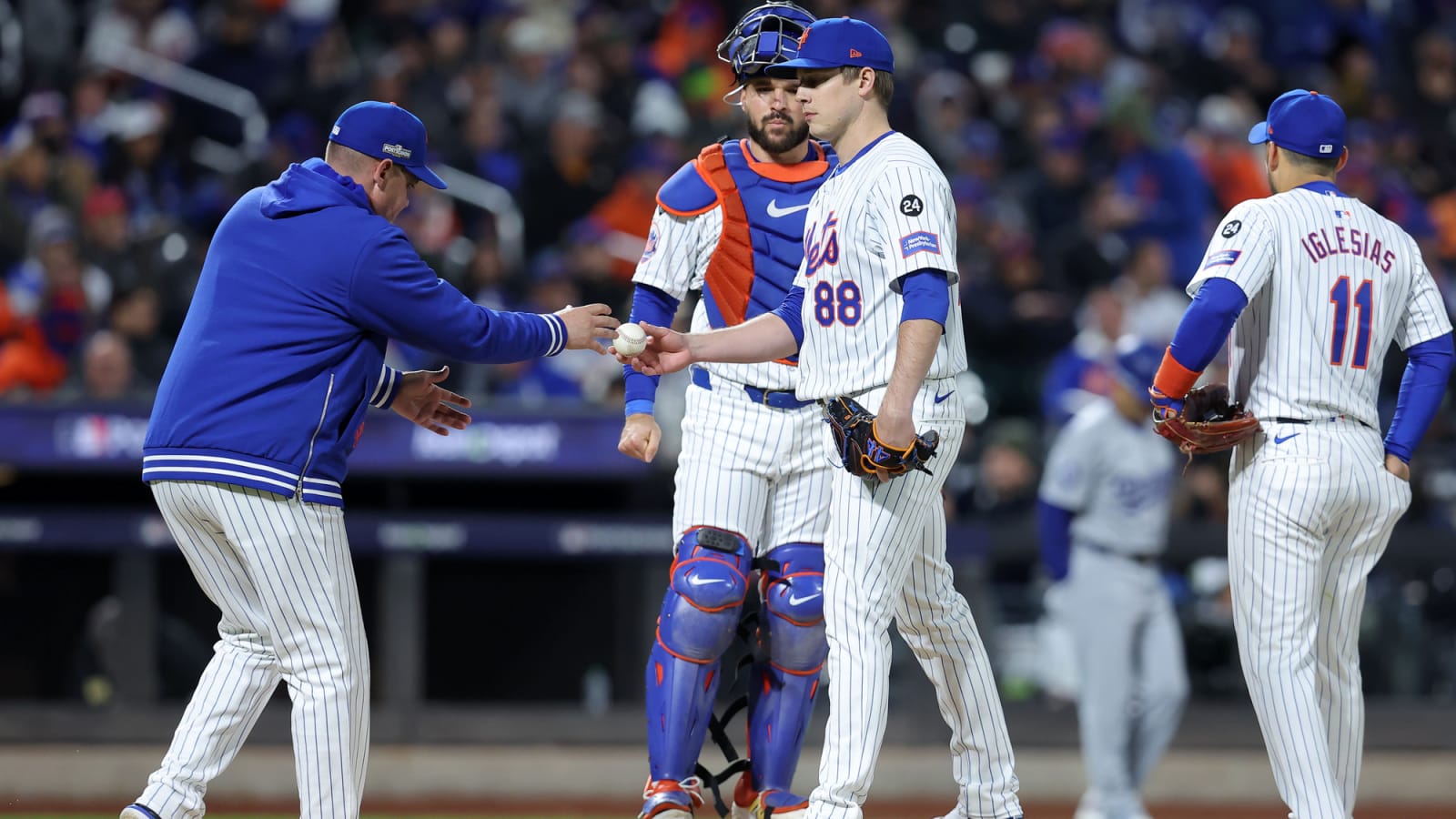 Cardinals Add Reliever Phil Maton