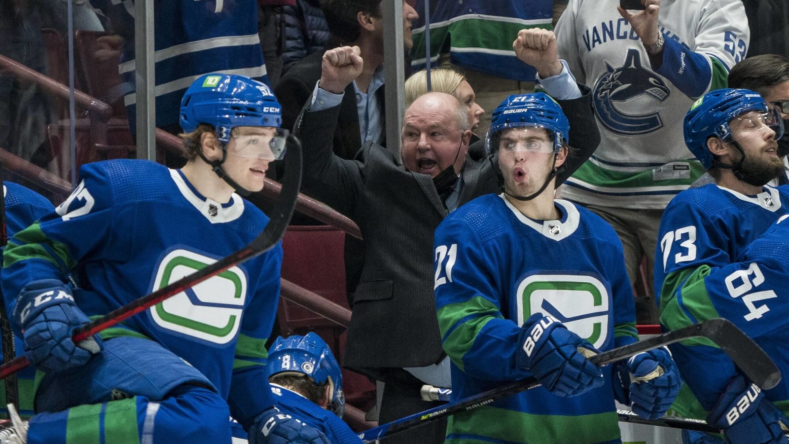 The Canucks’ extension of J.T. Miller is a big bet on Bruce Boudreau (and Jim Benning)