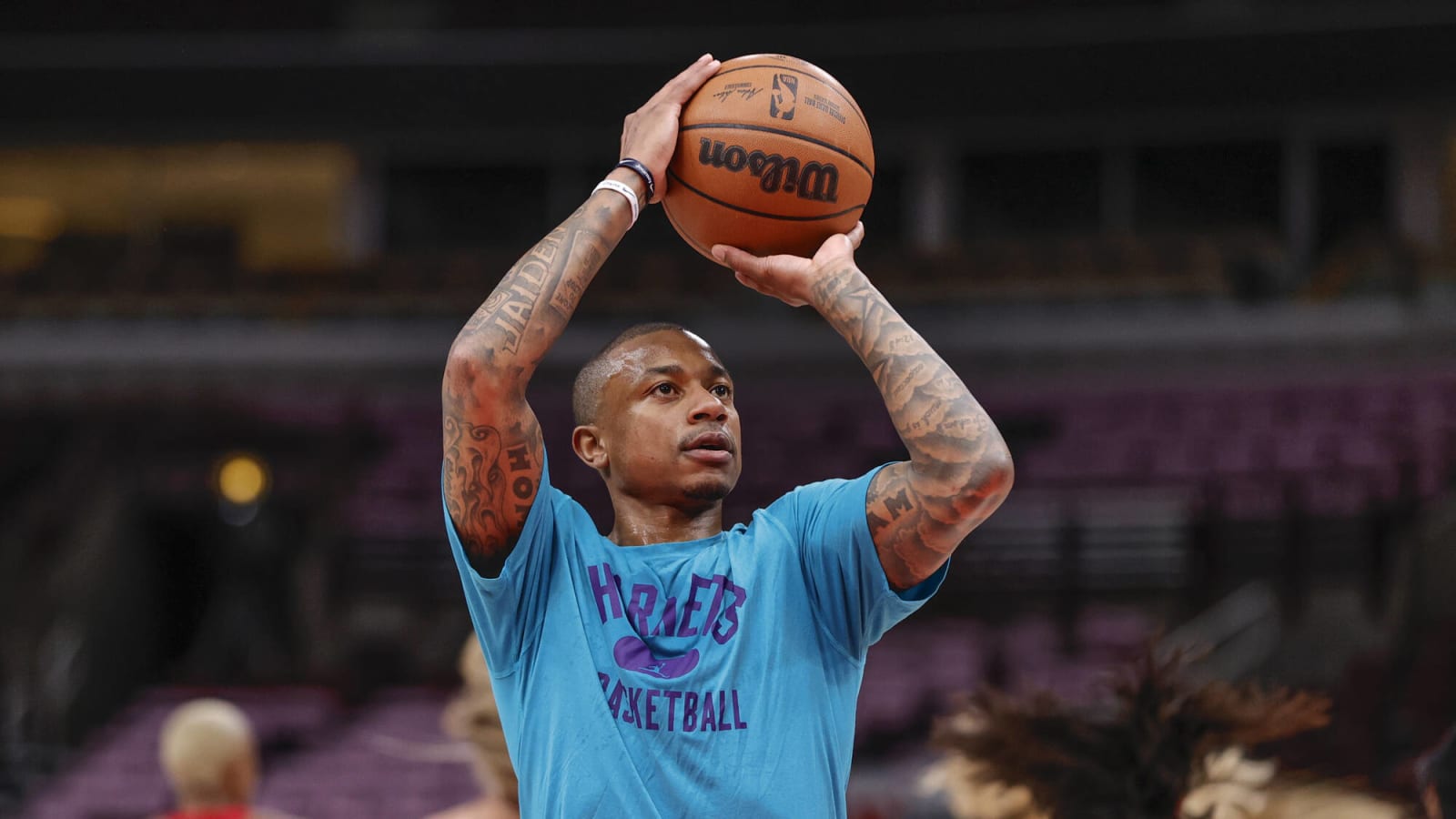 Isaiah Thomas appears in first NBA game in nearly two years