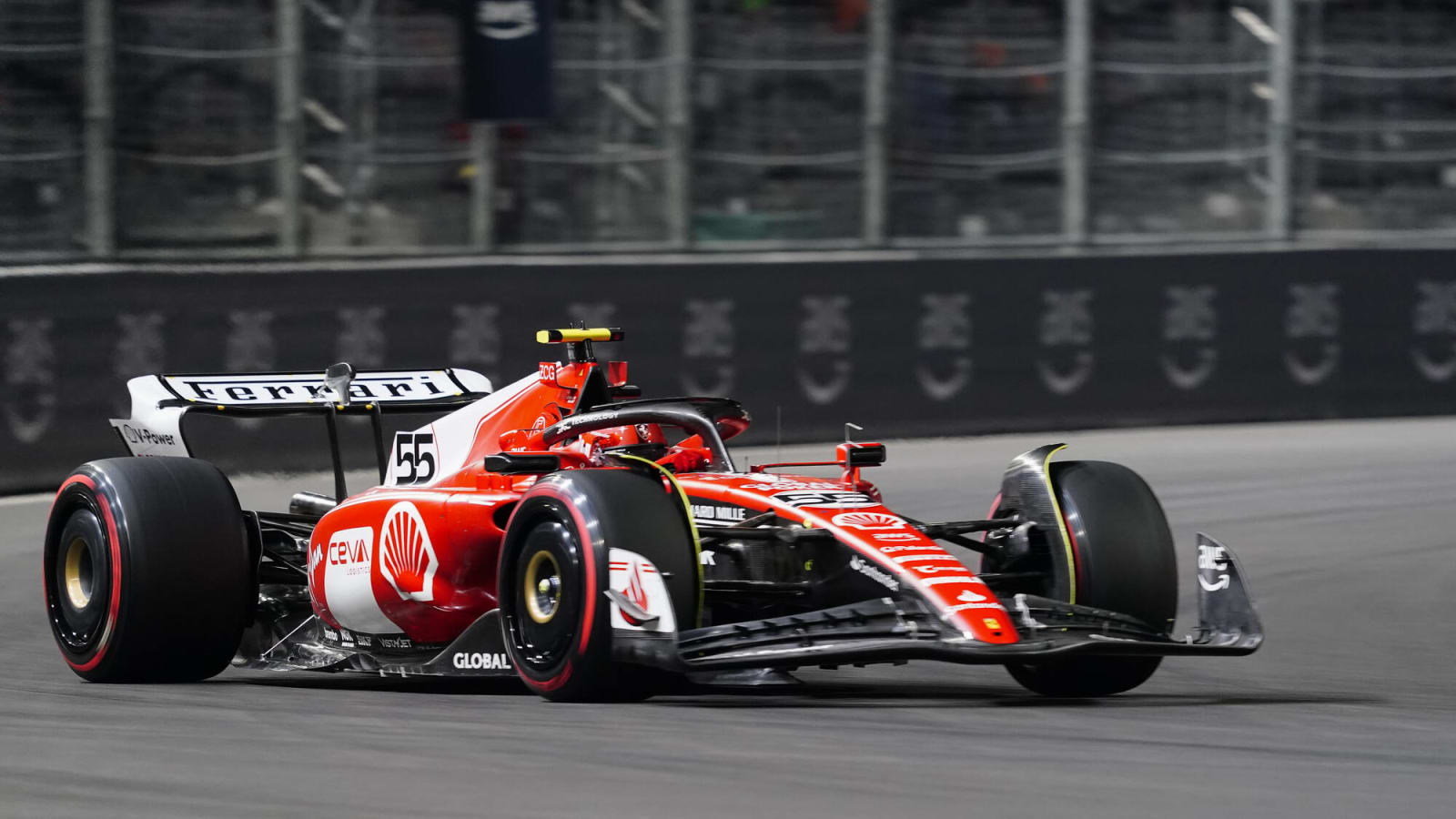 Carlos Sainz demands Ferrari 'to be better' as McLaren comes out as a major threat at Chinese GP