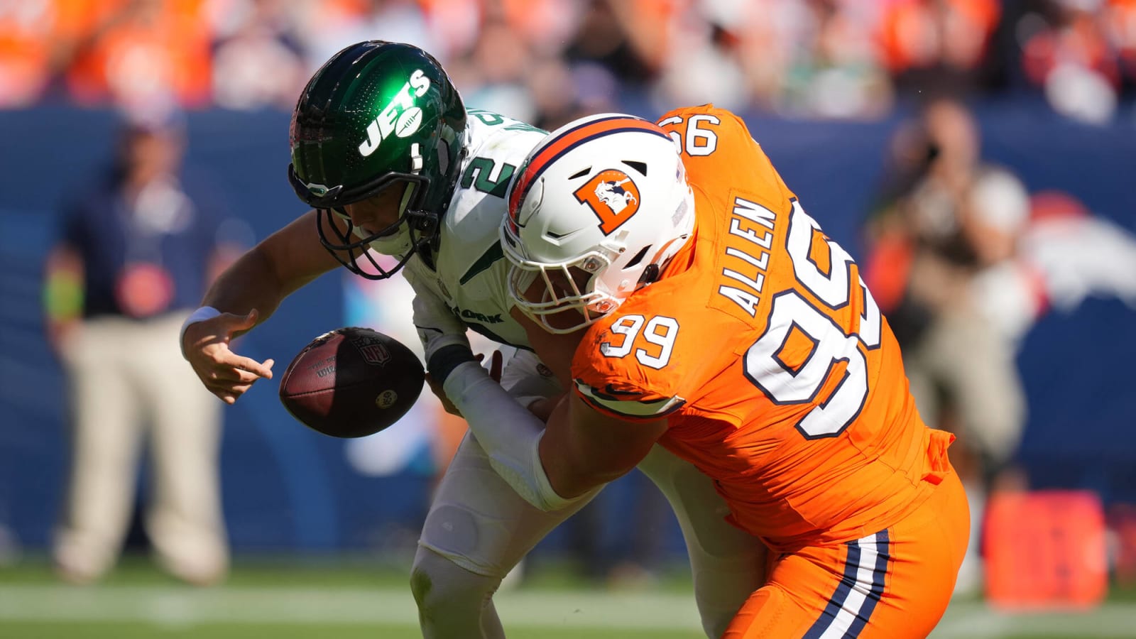 Watch: Jets and Broncos trade horrendous turnovers in less than a minute