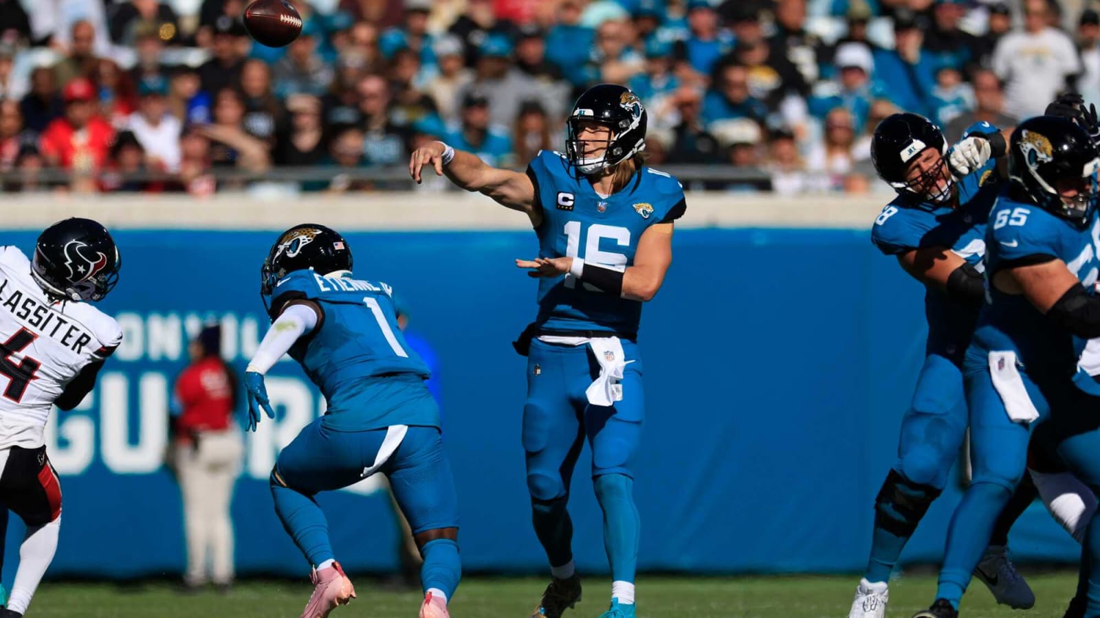 Jaguars QB Trevor Lawrence To Have Shoulder Surgery