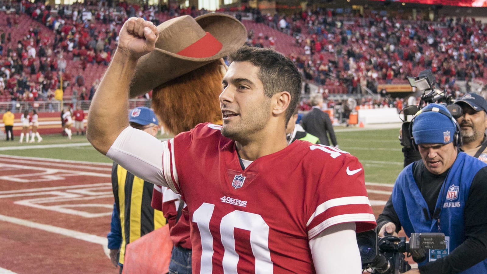 Jimmy Garoppolo Spotted On Date With Adult Film Star Yardbarker