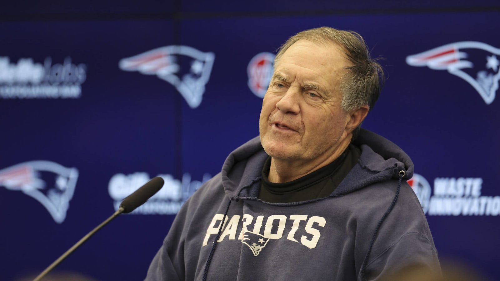 Insider explains why Patriots likely won't fire Bill Belichick midseason