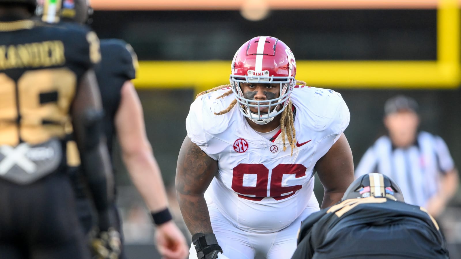 Tim Keenan comes to defense of Ryan Williams after Auburn defender makes statement