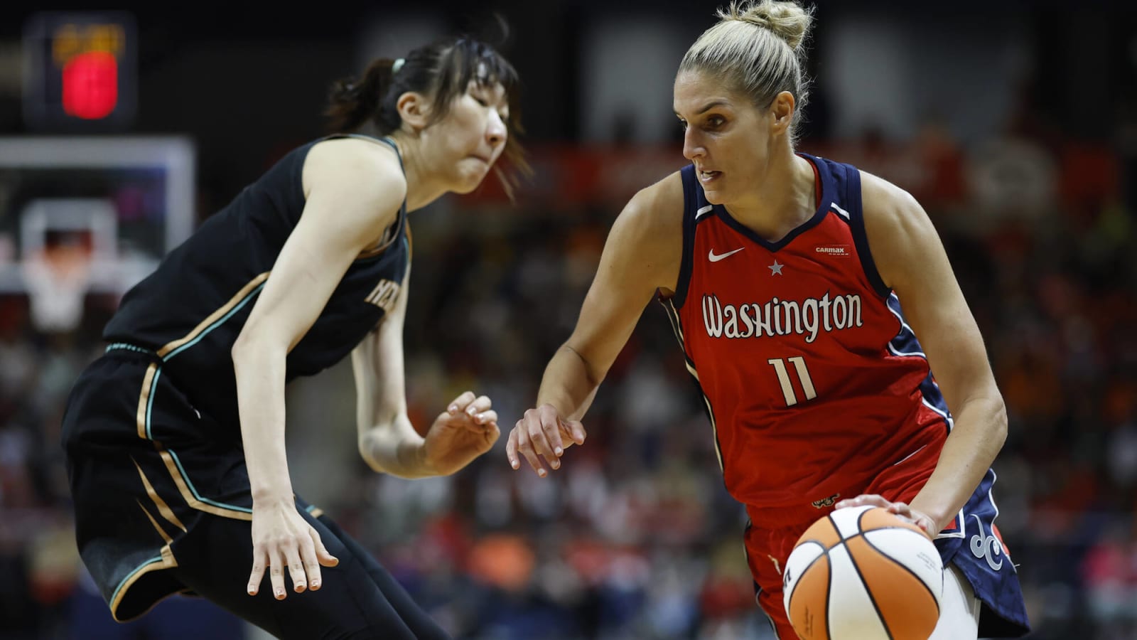 Elena Delle Donne sidelined again, this time with hip injury