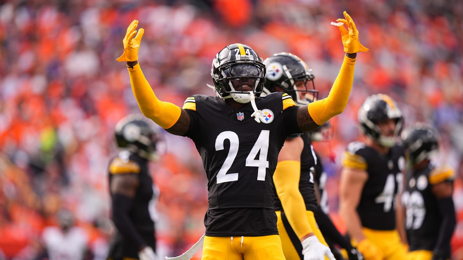 Steelers&#39; Joey Porter Jr. Was Frustrated Once Patrick Queen Signed In Pittsburgh For A Funny Reason