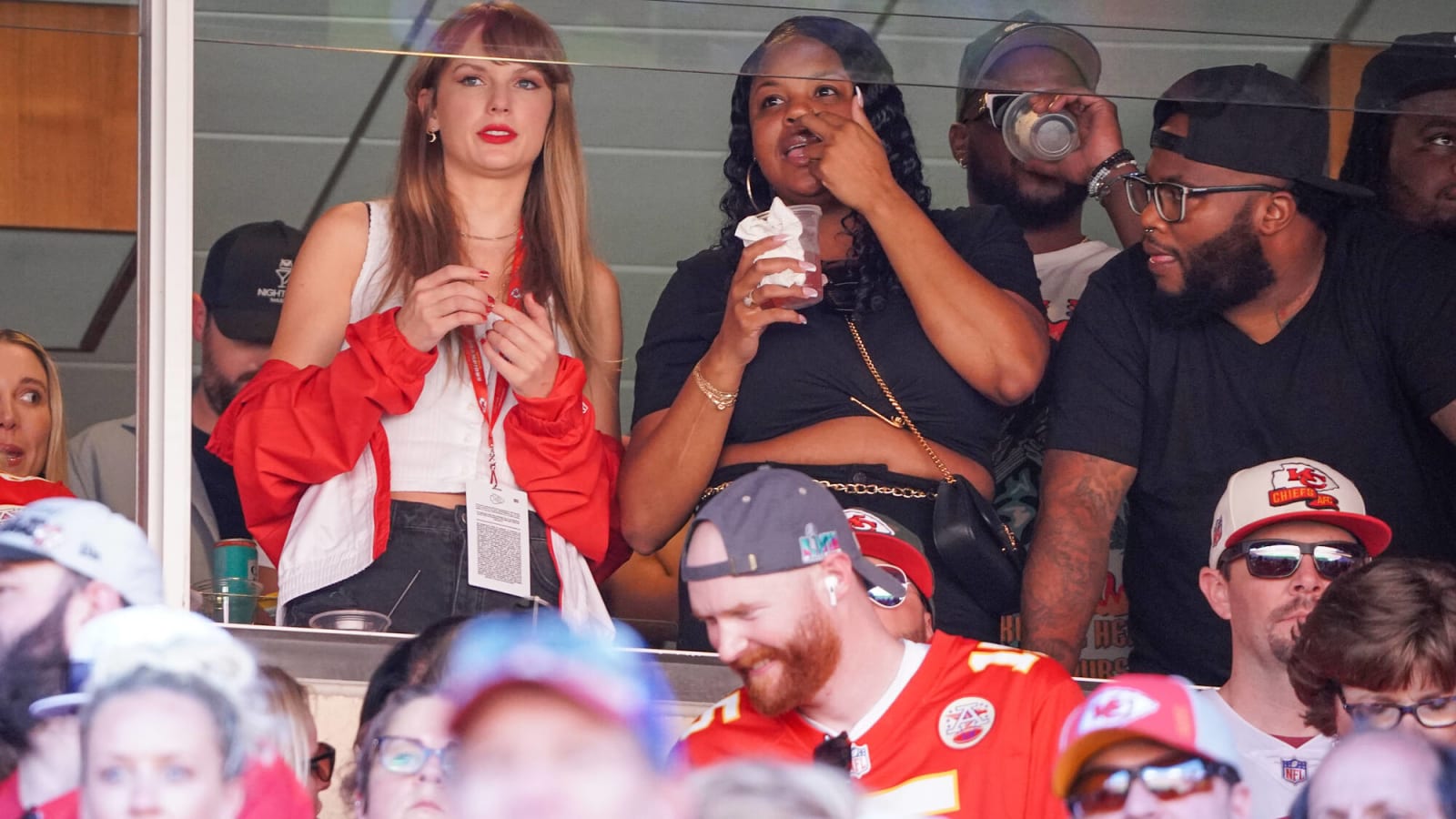 Taylor Swift Shaking Up Travis Kelce, Chiefs Prop Betting Market