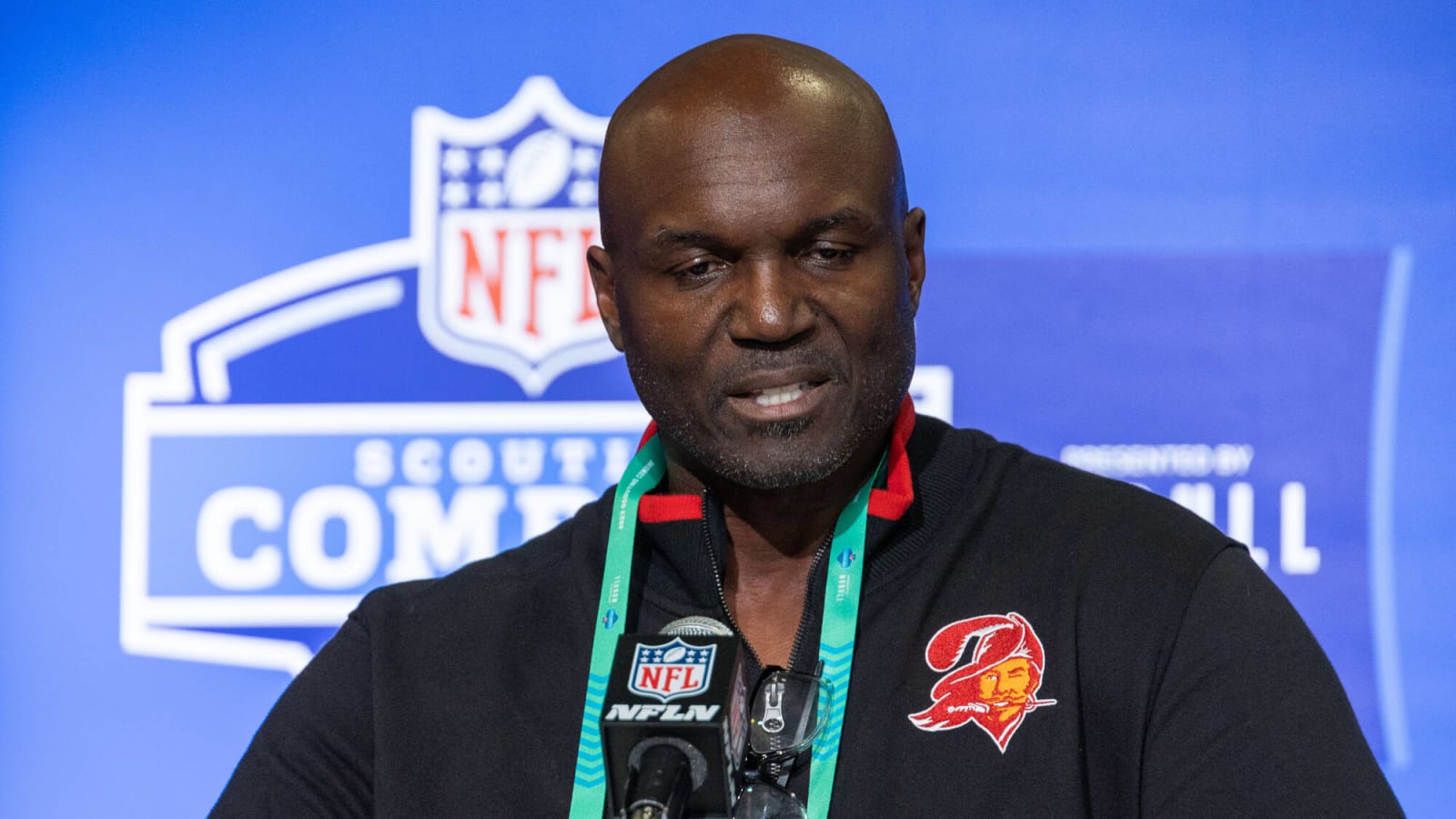 Tampa Bay Buccaneers Todd Bowles Reveals Starting Quarterback Plan For The Preseason | Yardbarker
