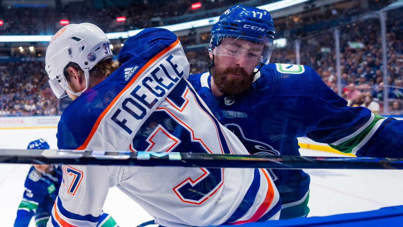 Canucks sign Hronek to eight-year extension with $7.25 million AAV