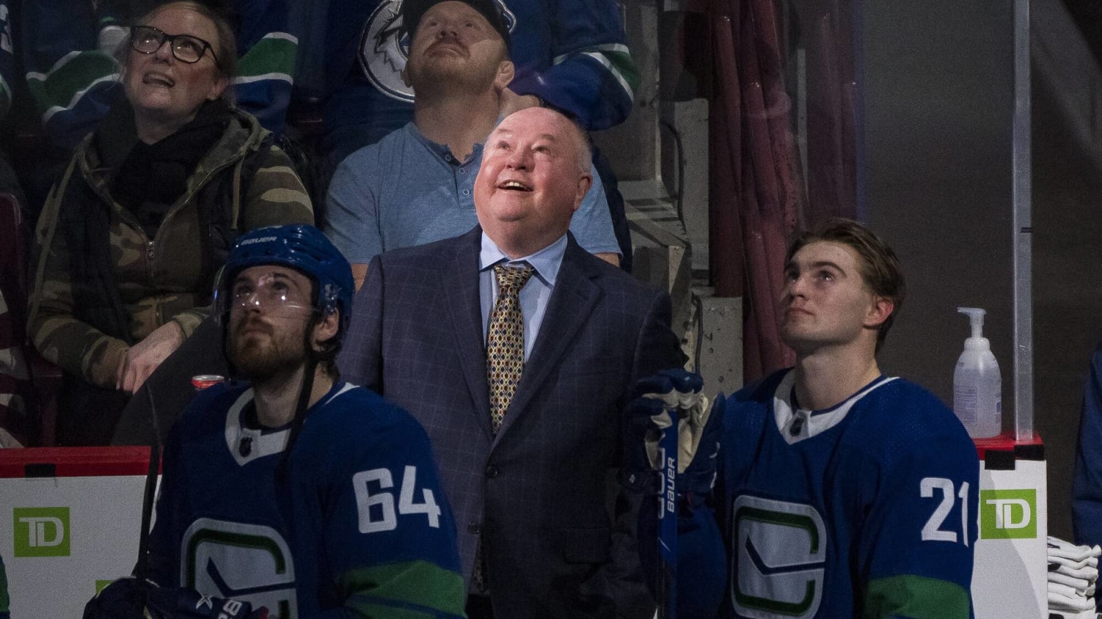Former Canucks coach Bruce Boudreau joins NHL Network as studio analyst