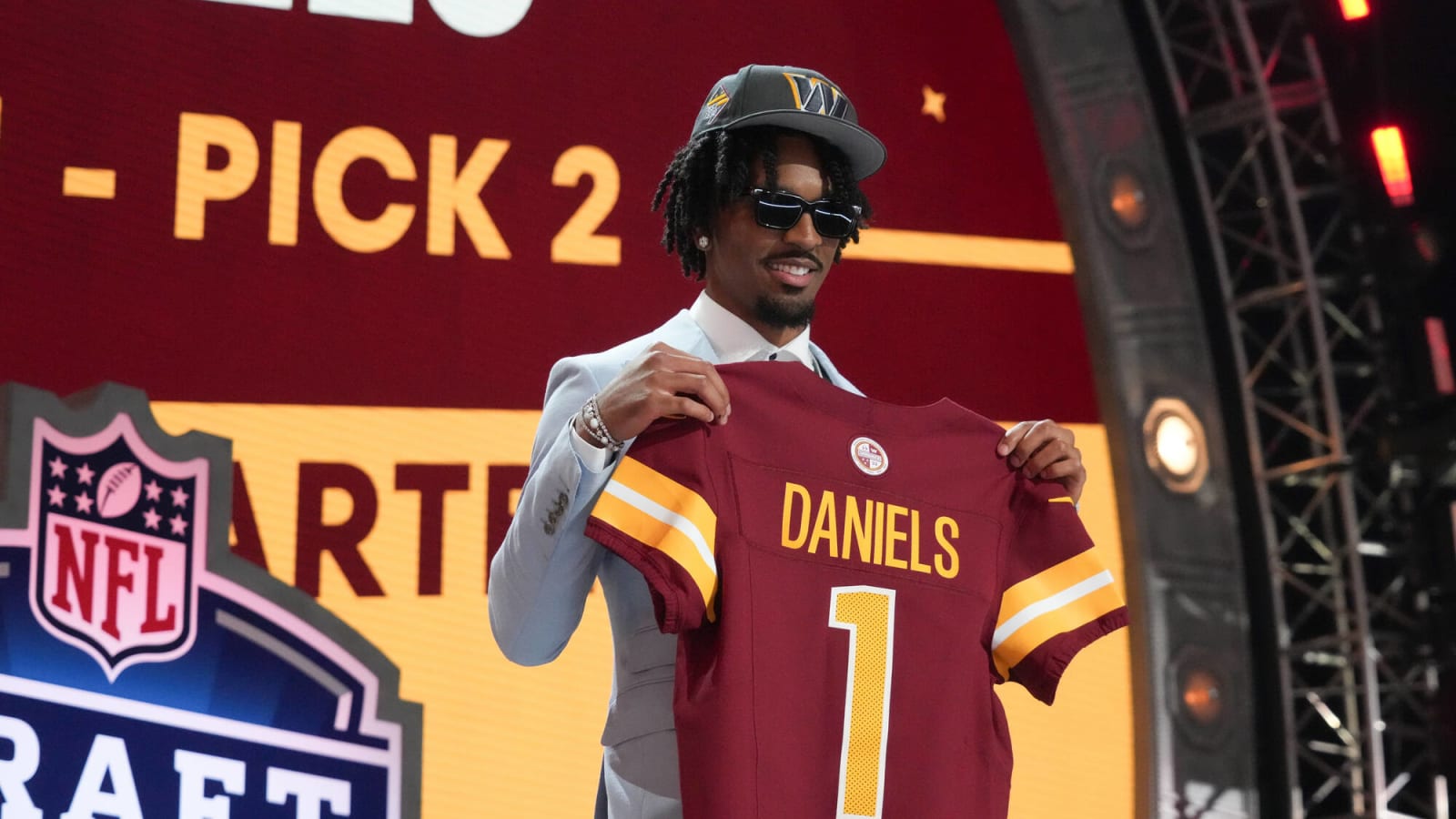 Jayden Daniels’ Teammate Sounds Off on First Impression of Rookie QB