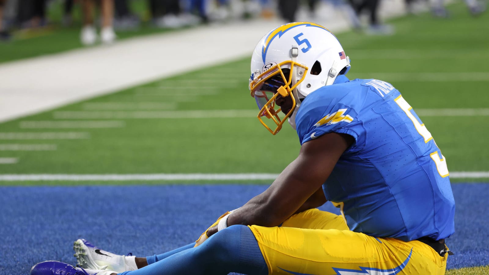  Los Angeles Chargers Starting WR Ruled OUT for MNF – Report – Week 9