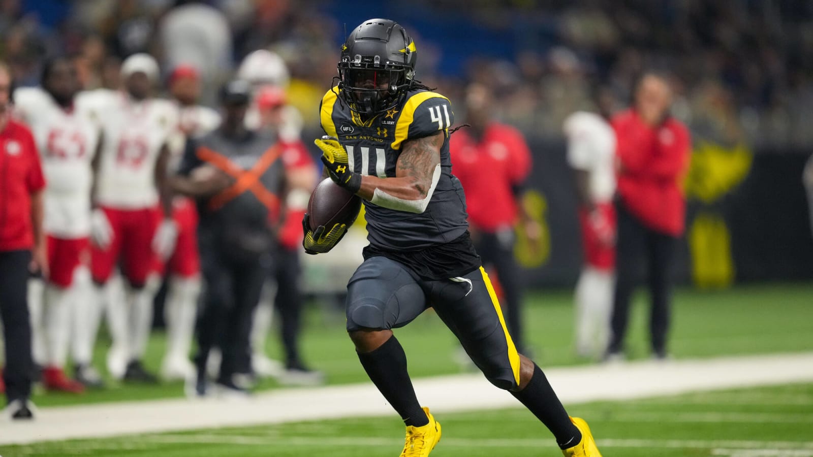 Multiple Former Steelers Making Big Plays In UFL Including Anthony McFarland And Brad Wing 