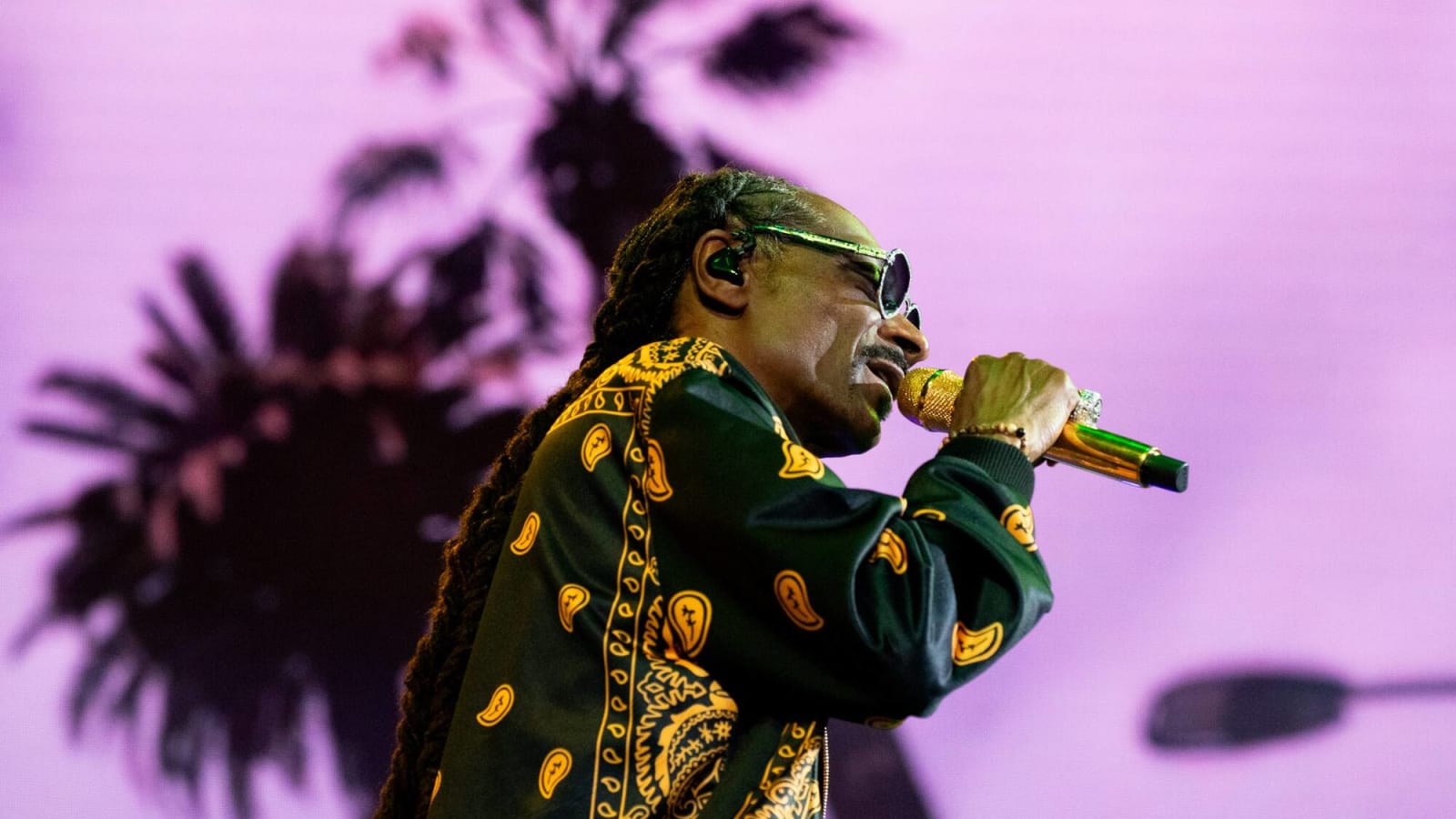 Snoop Dogg Reveals His 5 Best NBA Players: 'Bron You Coming Off The Bench'