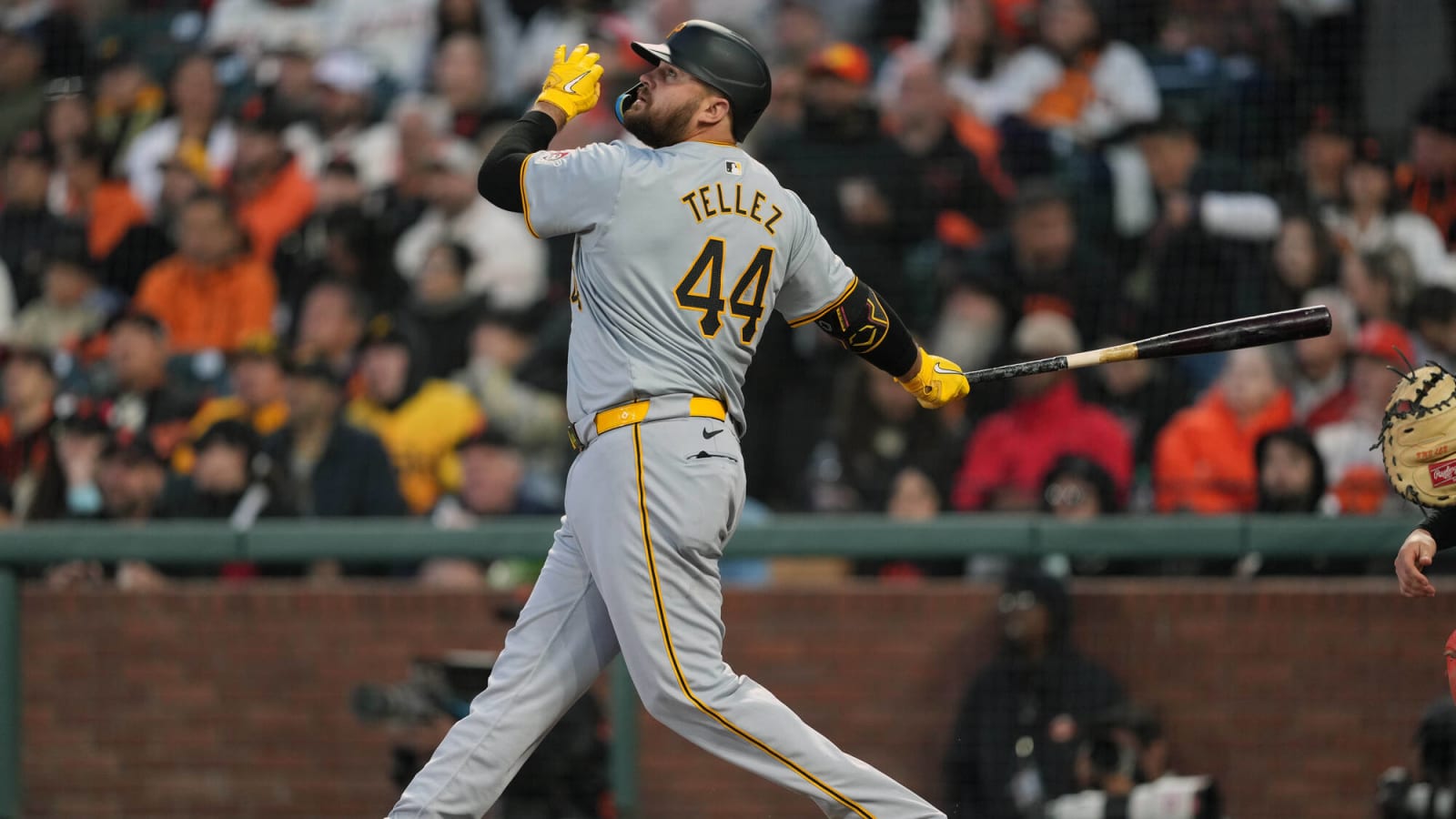 Tellez&#39;s encouraging at-bats can&#39;t solve Pirates&#39; offensive issues