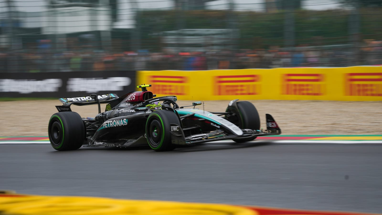 Lewis Hamilton’s engineer ‘Bono’ extends contract with Mercedes after rumors of joining the F1 champion at Ferrari