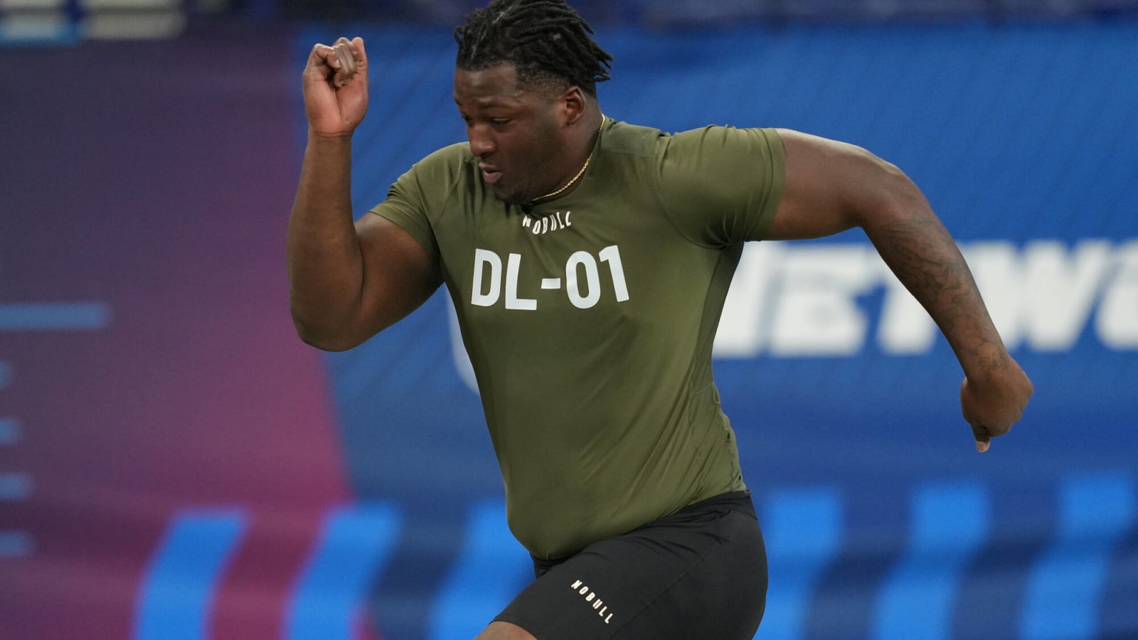 Pittsburgh Steelers take DT Keeanu Benton at pick 49 in the 2023 NFL Draft