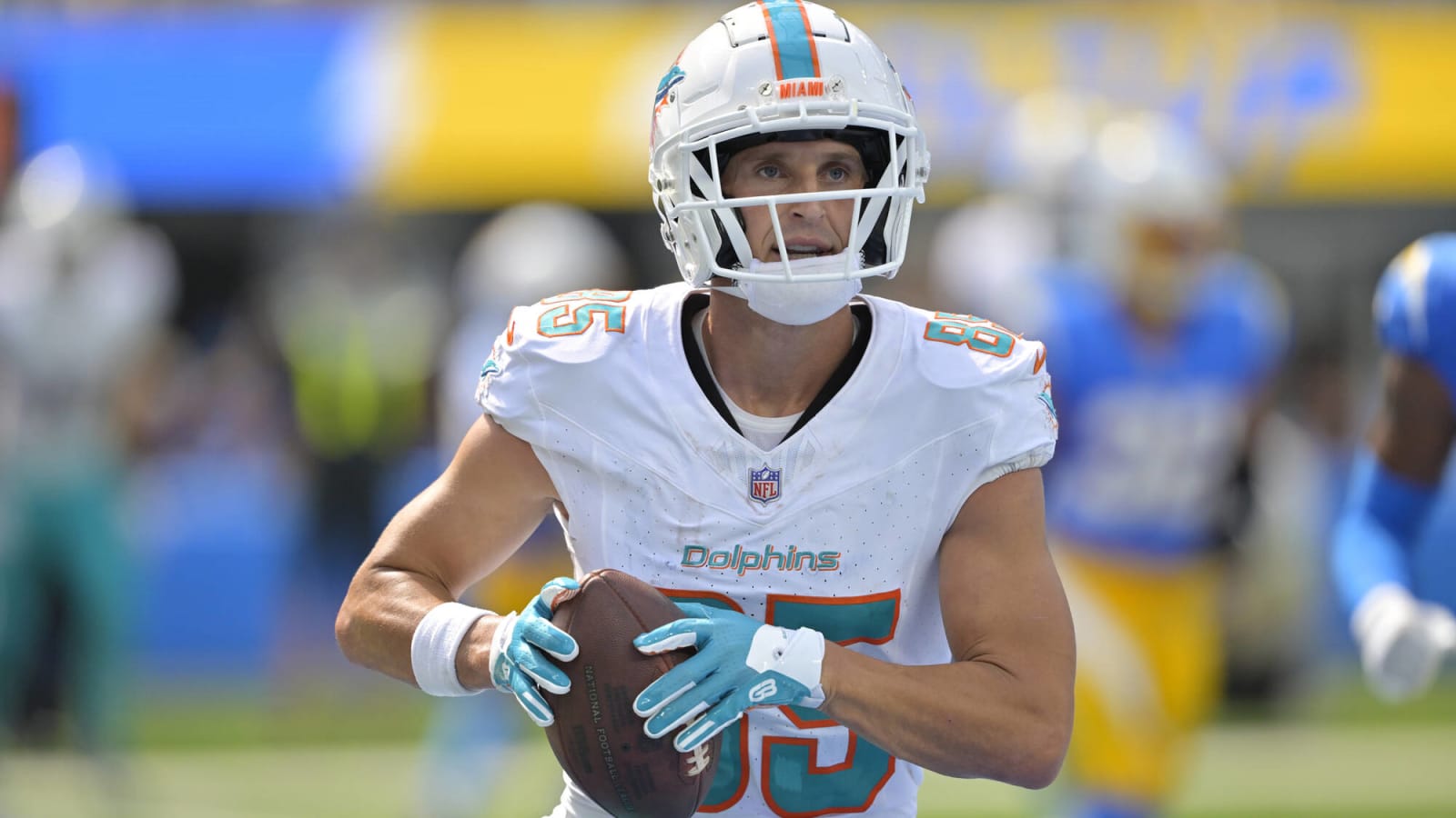 Dolphins Designate WR River Cracraft To Return