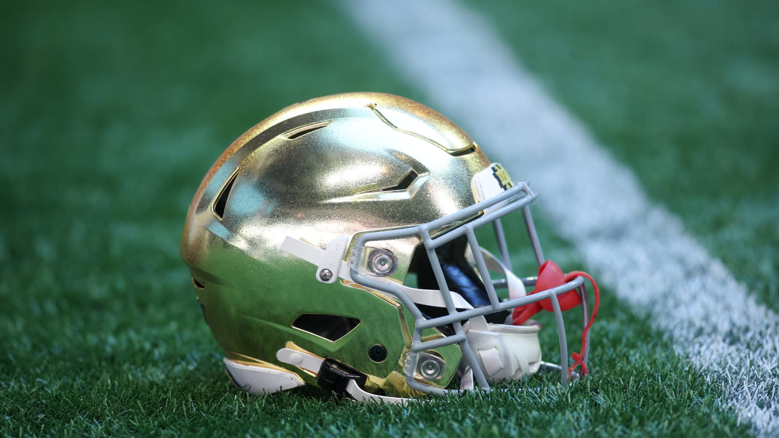Notre Dame Lands Transfer Defensive Tackle Elijah Hughes