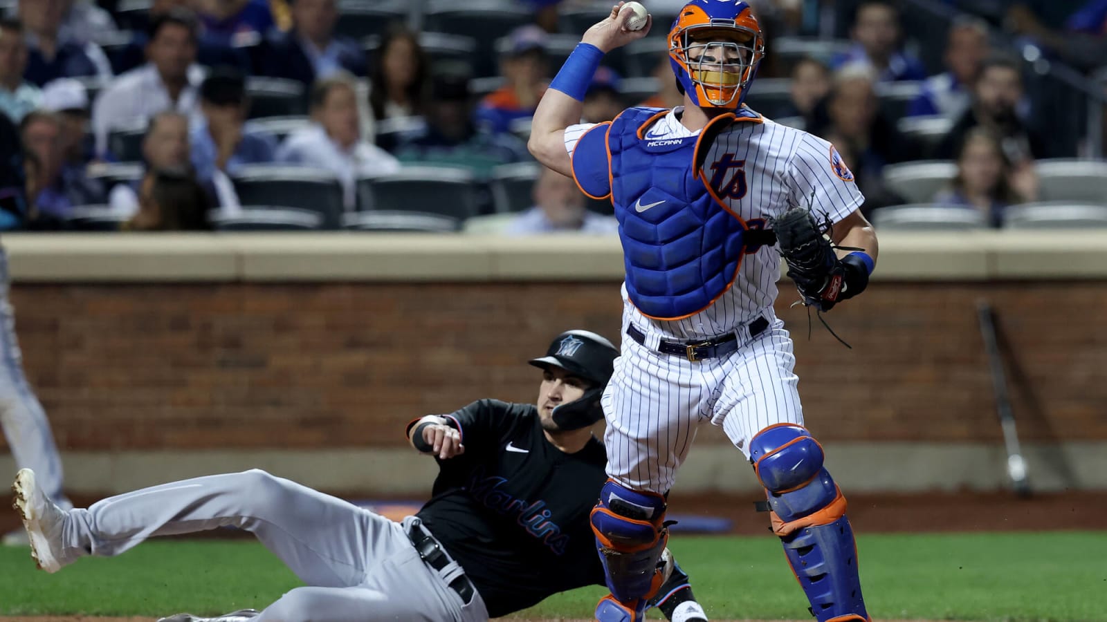 Mets finally trade catcher James McCann to Orioles