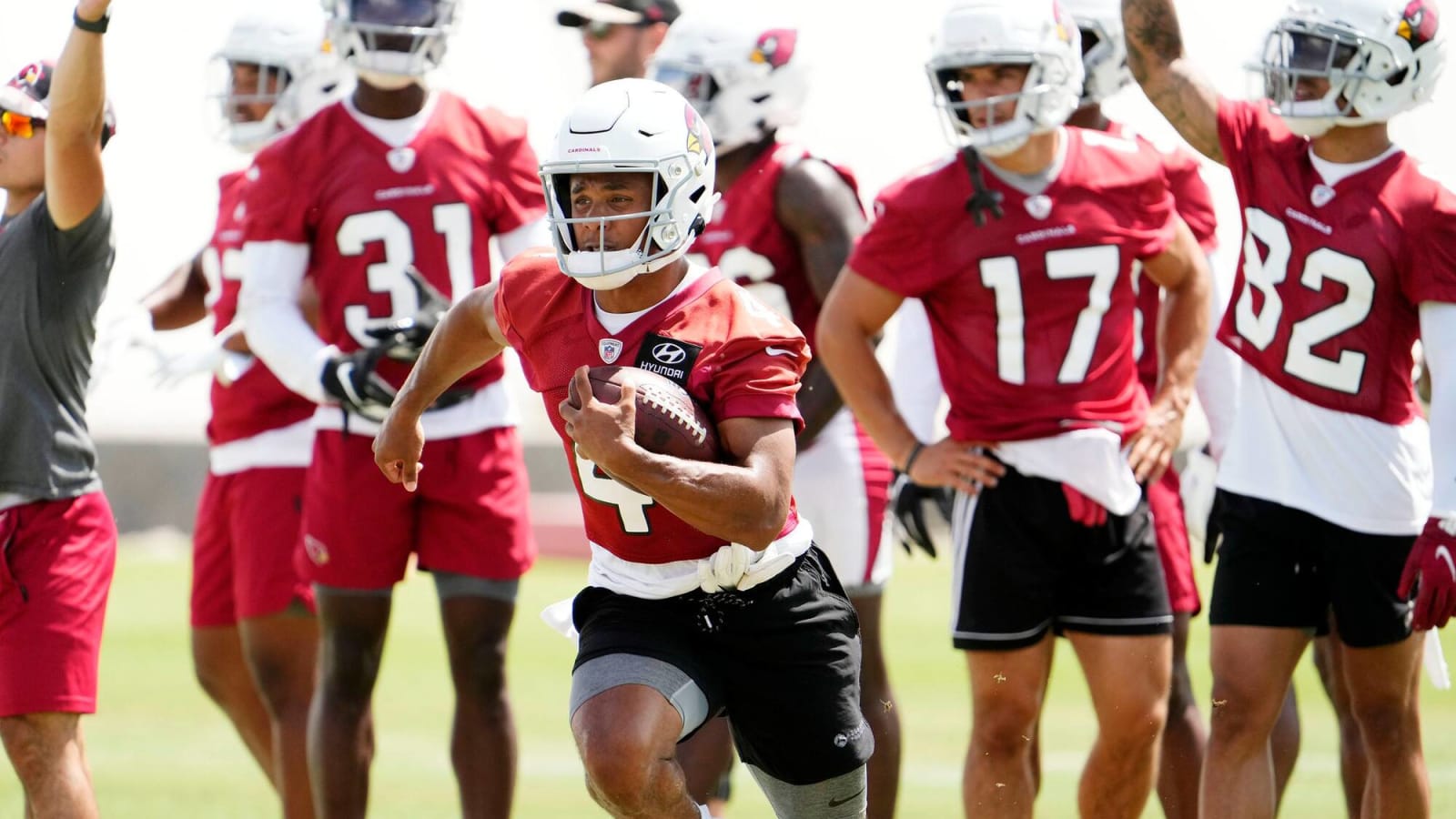 Arizona Cardinals WR Rondale Moore suffers hamstring injury