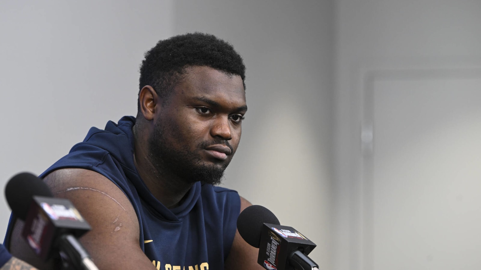 Zion Williamson’s former trainer chimes in on reports of Pelicans star’s poor eating habits causing weight gain