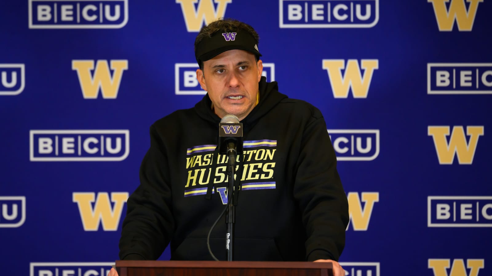 Husky QB Commit Injured in First Half of Semifinal Playoff Game