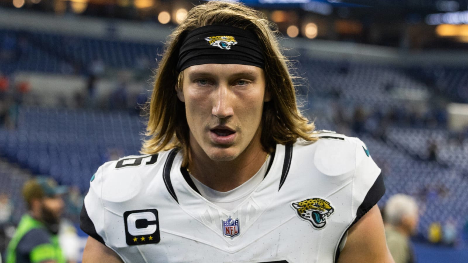 Trevor Lawrence, Anthony Richardson meet after Jaguars-Colts game