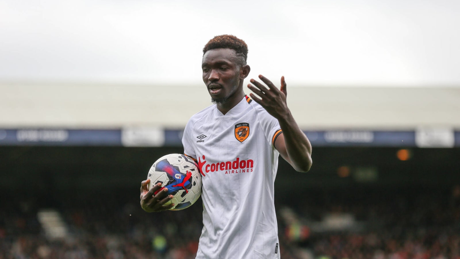 Watch: Traore runs Everton ragged and Hwang Hee-chan profits to gives Wolves the lead