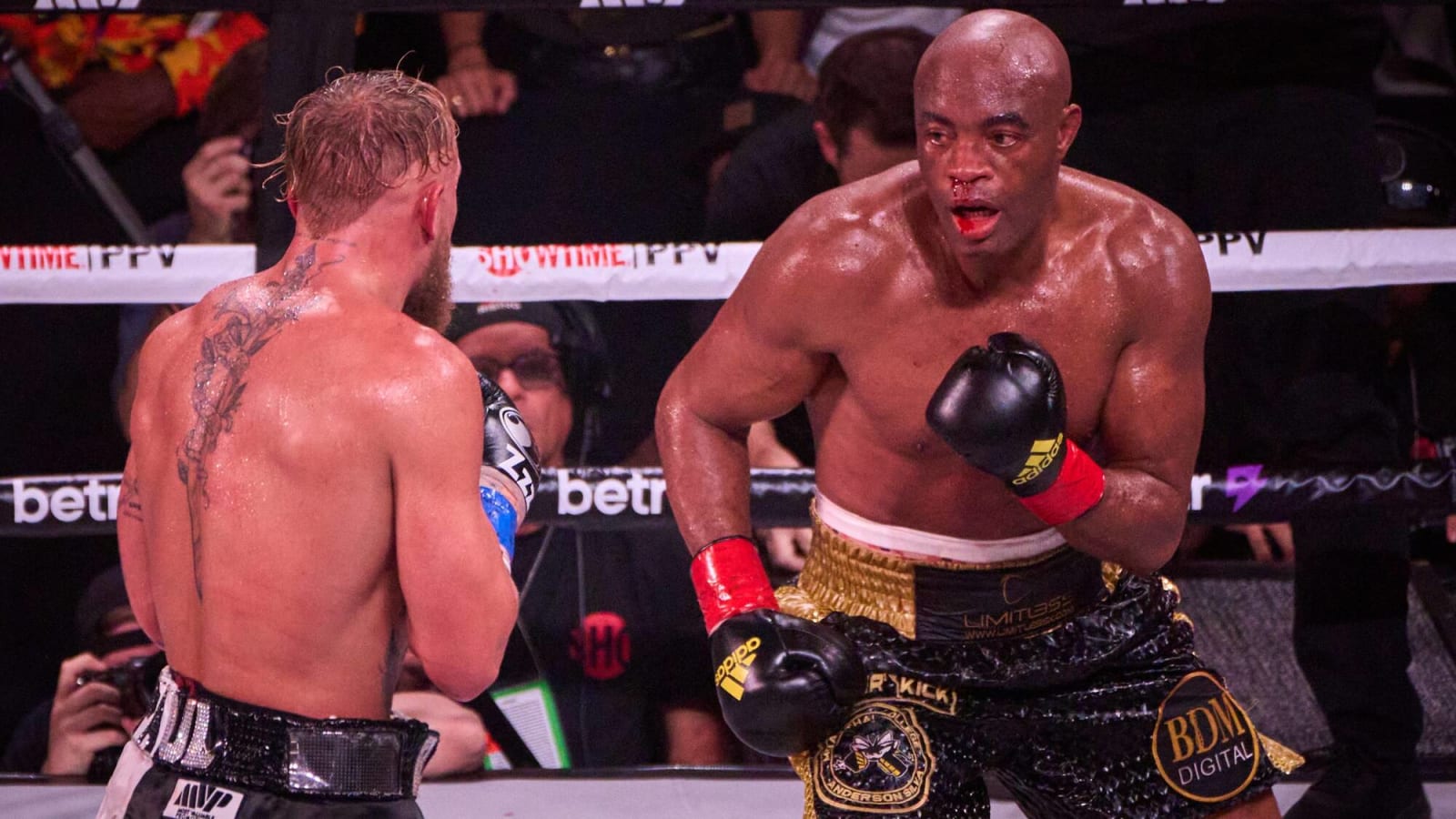 10 best Muay Thai fighters in UFC history