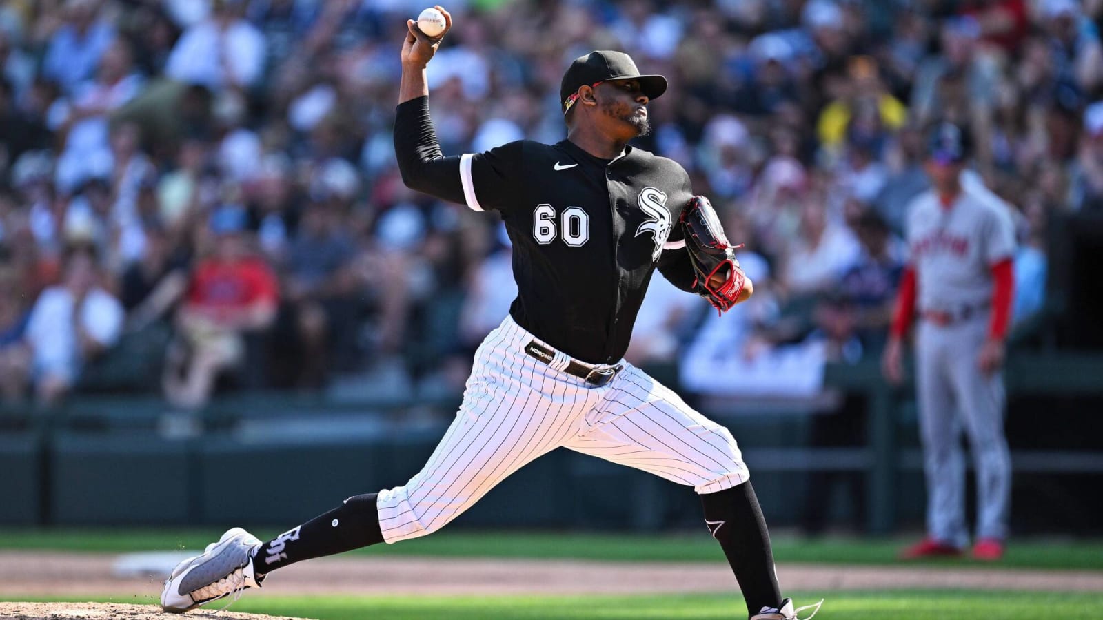 White Sox Reinstate Gregory Santos, Option Edgar Navarro