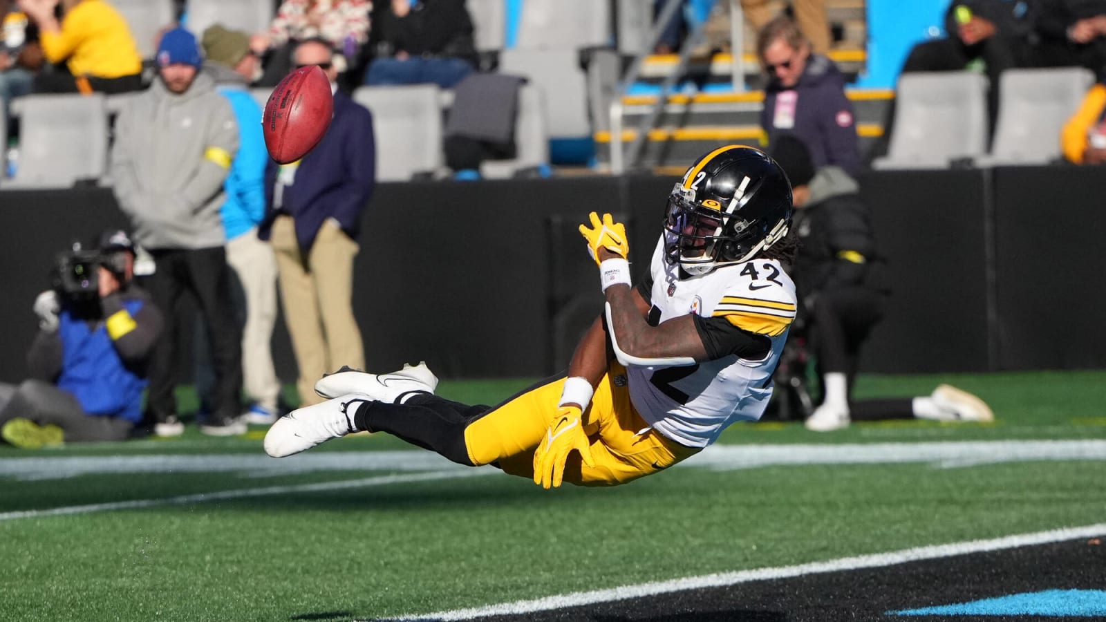 Former Steelers Cornerback Cam Sutton&#39;s Helpful Advice Allowed Pittsburgh To Retain 1 Of Their Own