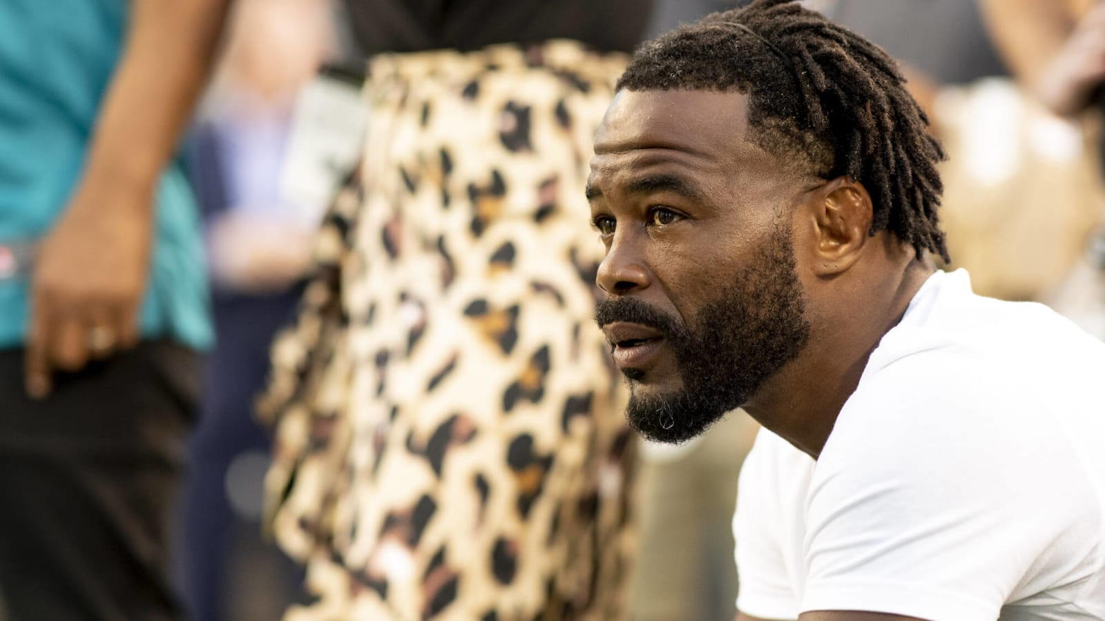 Dana White gave $400K backroom check to Rashad Evans after knocking out ‘favorite fighter’ Chuck Liddell
