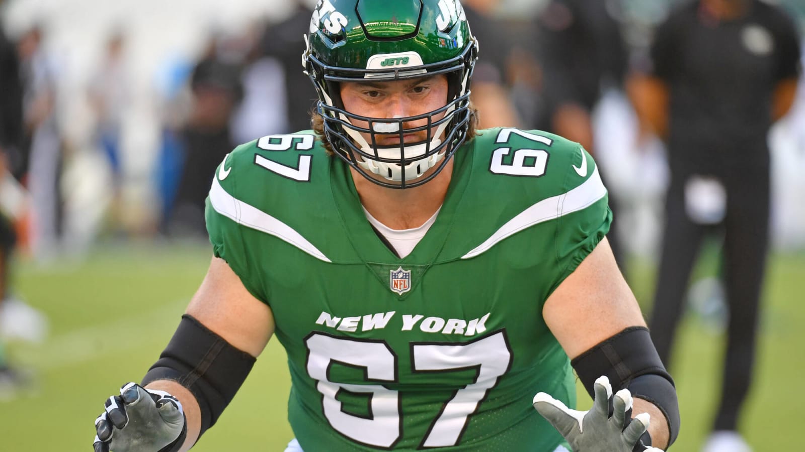 Chicago Bears add offensive line depth trade for Dan Feeney