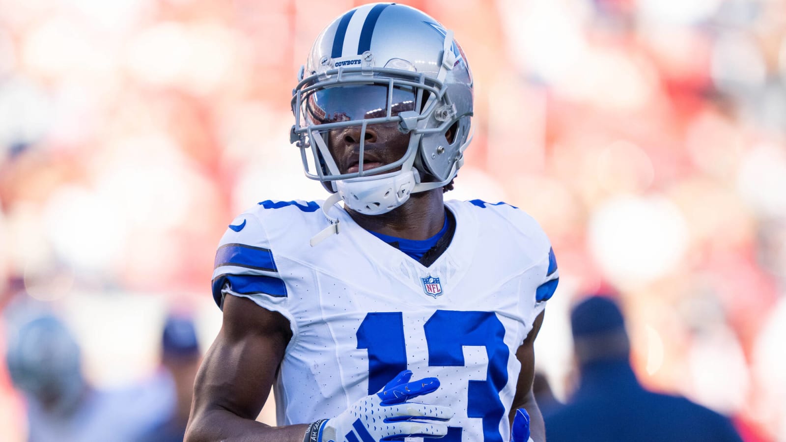 Raiders Sign Michael Gallup