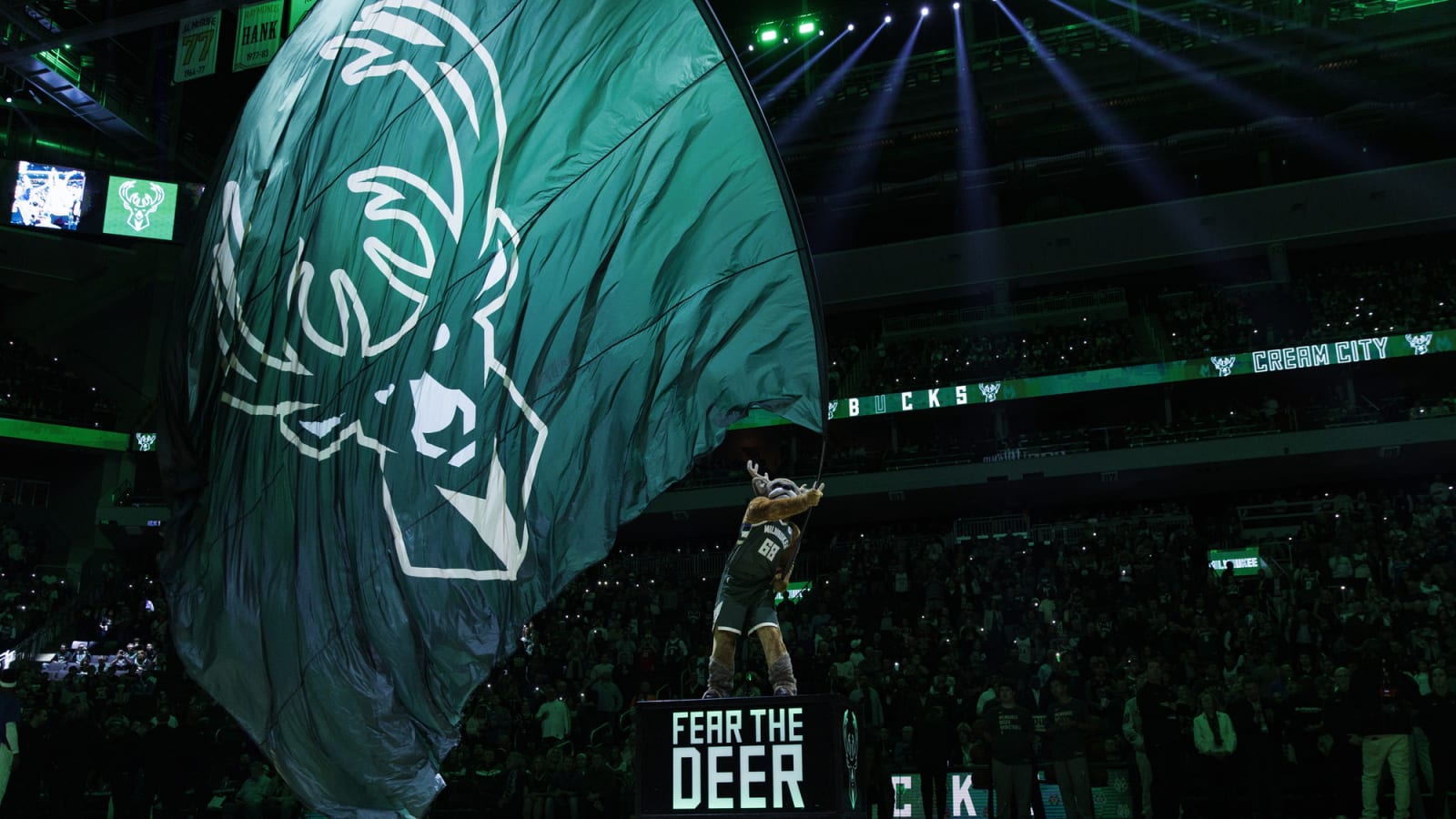 NBA notable from 1970s reportedly buying stake in Milwaukee Bucks