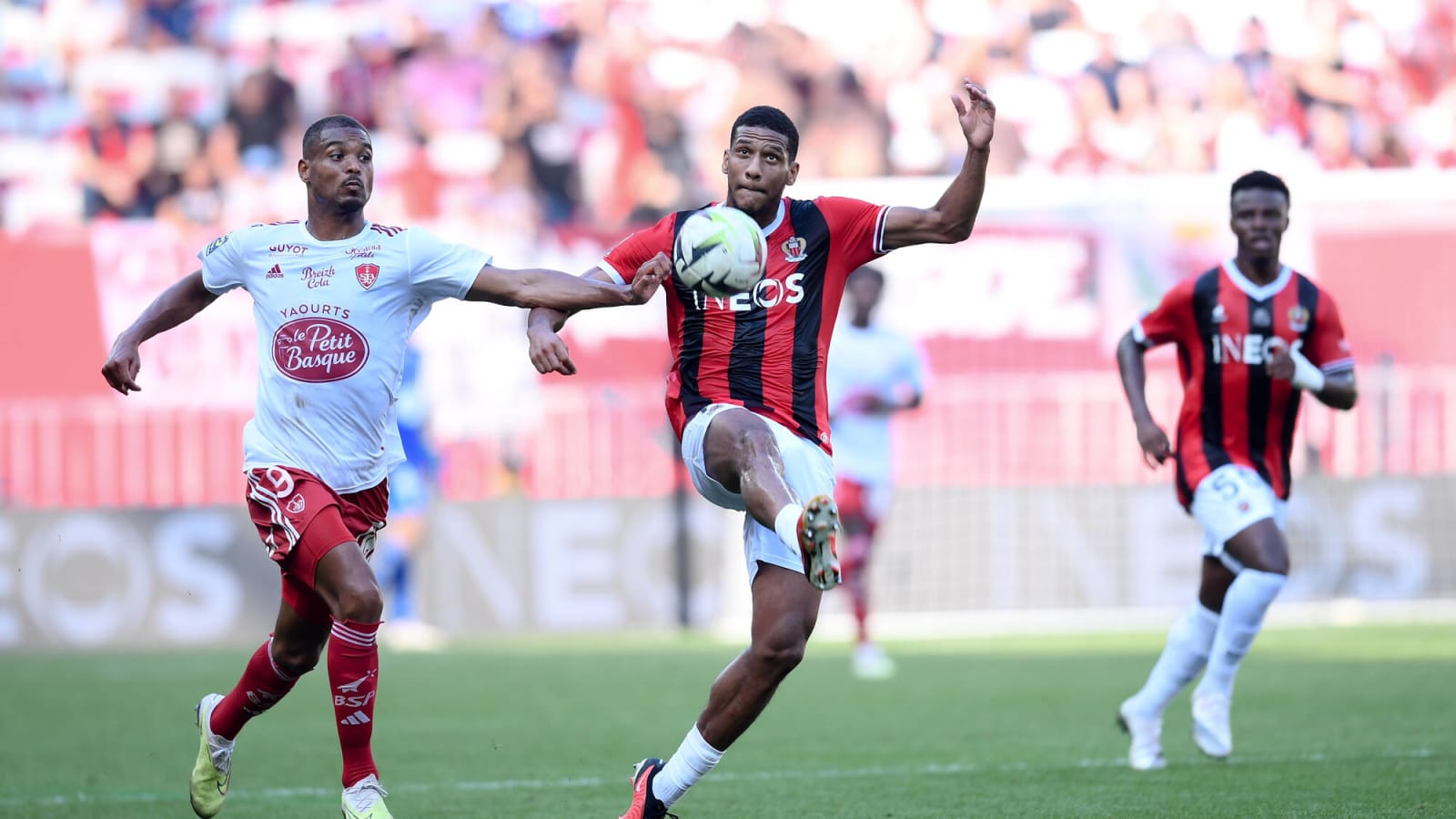 Former Manchester United star recommends Nice defender Jean-Clair Todibo