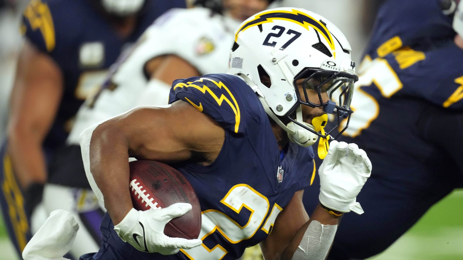 Two veteran NFL running backs land on injured reserve