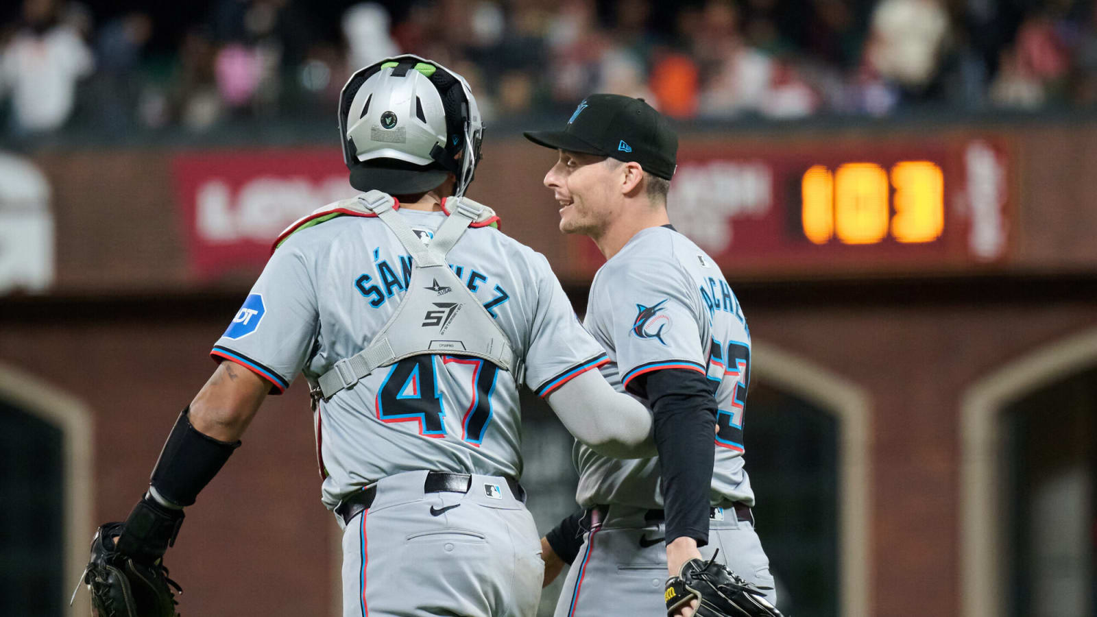 Blue Jays sign catcher Ali Sánchez to a minor-league deal