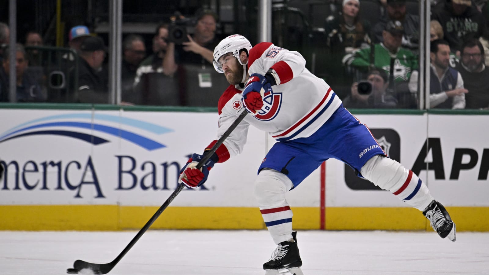 Canadiens&#39; Plan to Trade UFA David Savard May Shift Ahead of Deadline, Says Pierre Lebrun