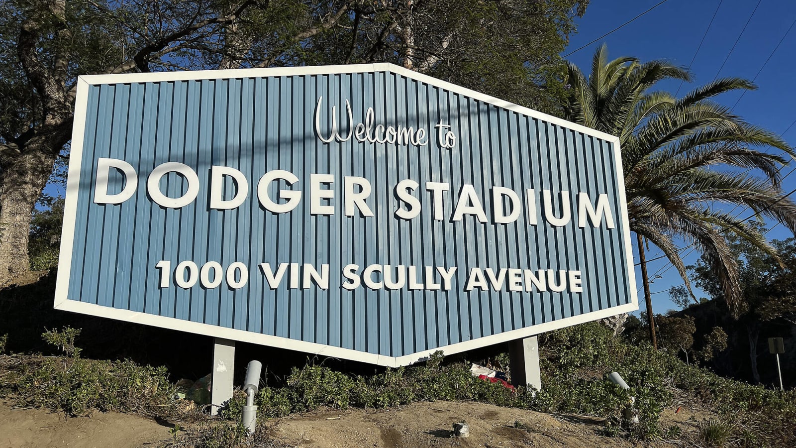 This Day In Dodgers History: Vin Scully Announces First Career Game; L.A. Beats Giants In First Game At Coliseum