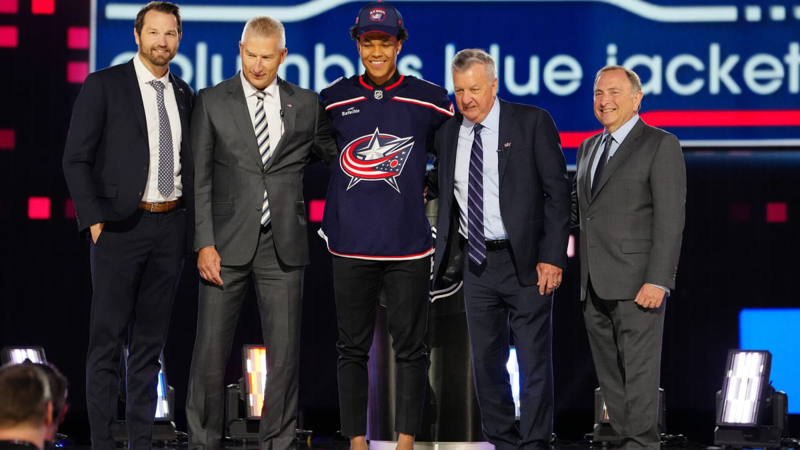 Blue Jackets Draft Cayden Lindstrom 4th Overall