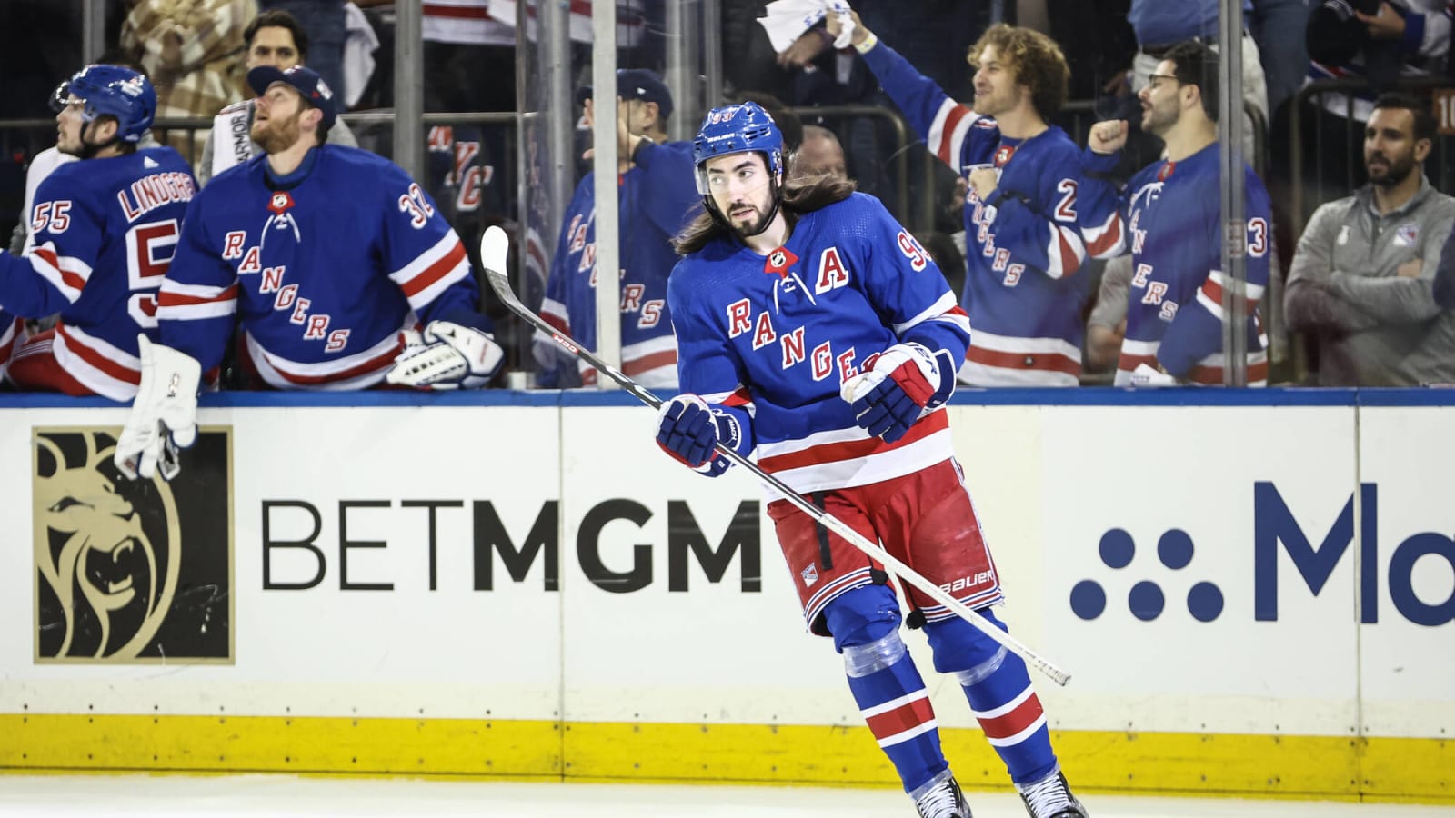 Zibanejad Leads Rangers to Game 1 Win over Carolina