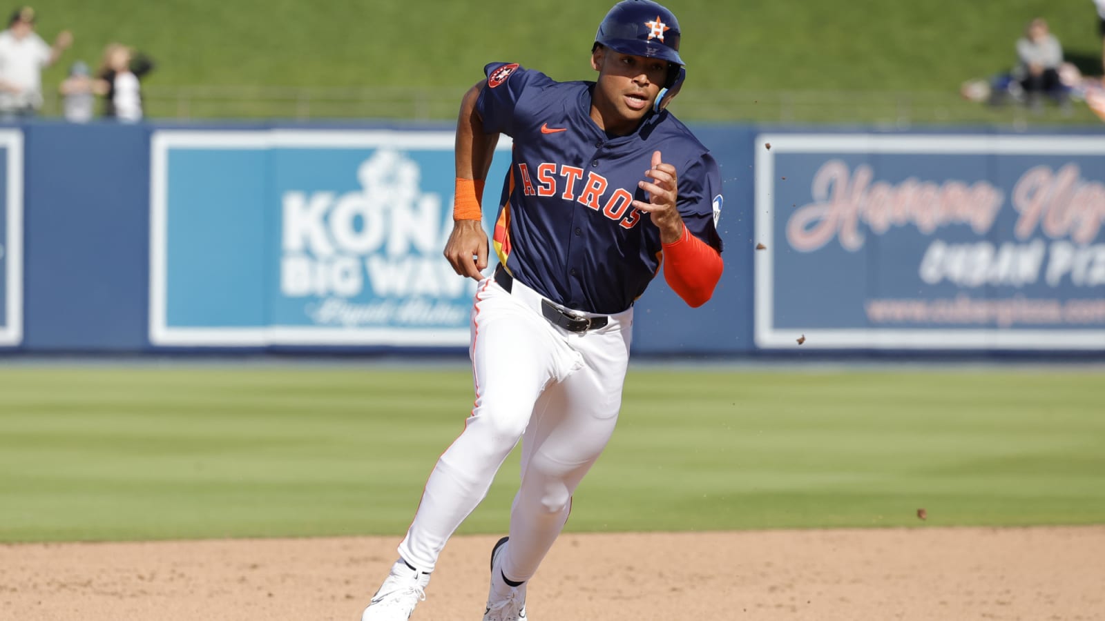 Astros surprised their top prospect with emotional career news